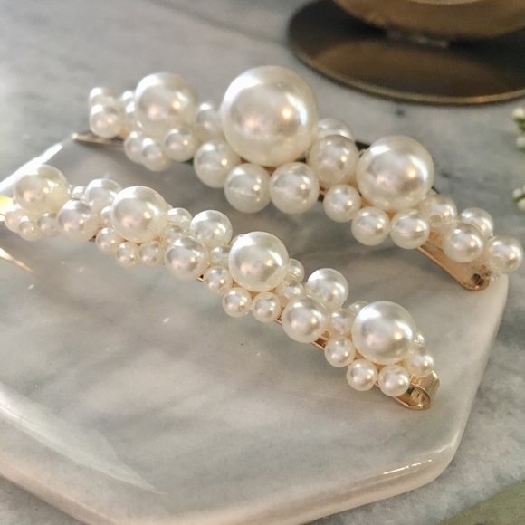 Vintage Cluster Pearl 2-Piece Hair Clip Pin Set - Picture 5 of 8